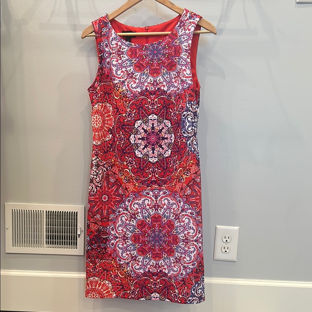 Sleeveless Dress in stretchy fabric